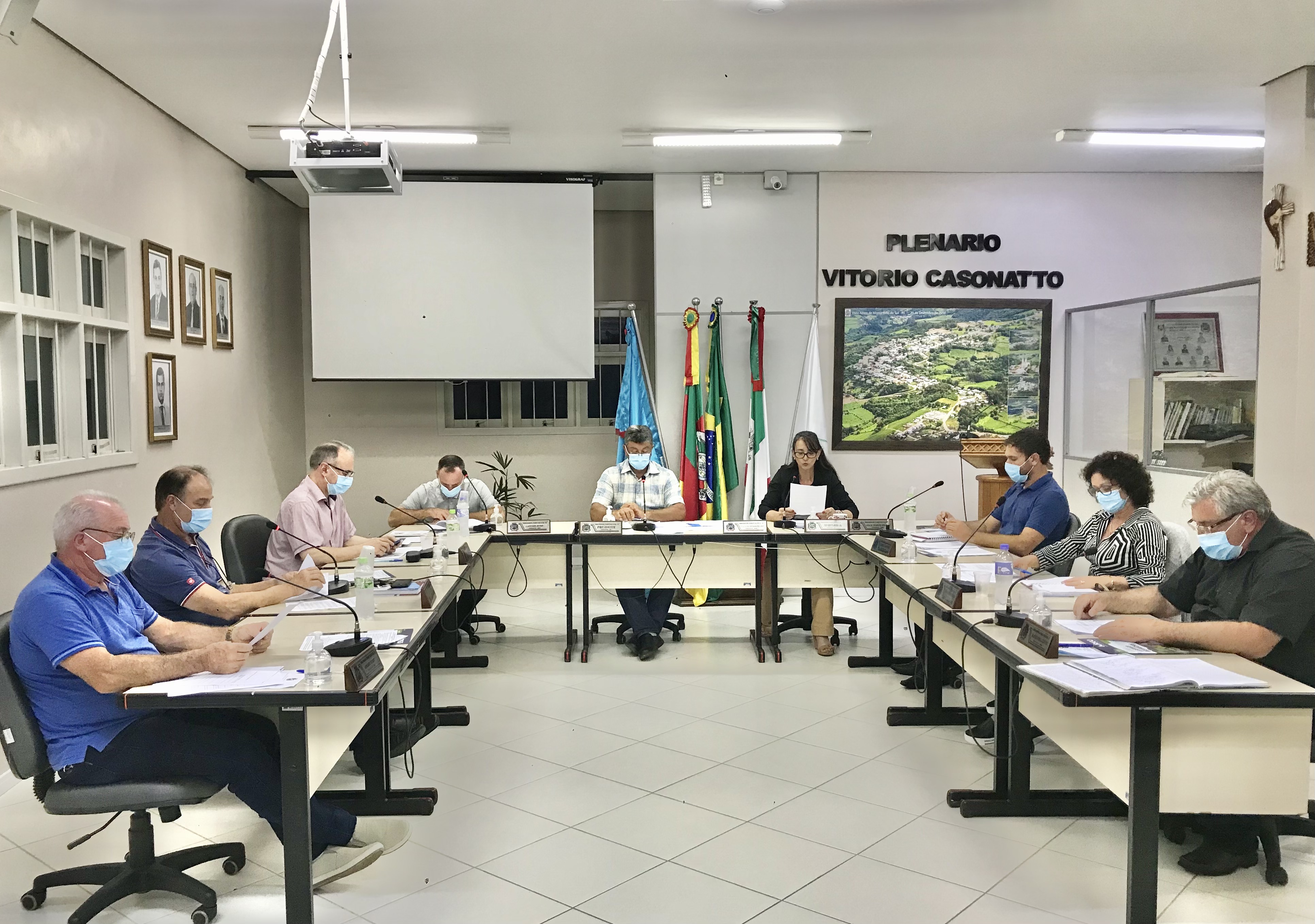 Câmara aprova cinco projetos de lei