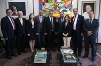 Carta Aberta elaborada no II Fórum de Debate do Setor Vitivinícola é entregue em Brasília 