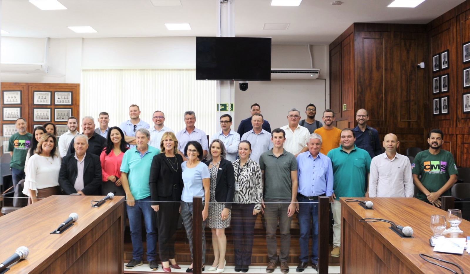 Legislativo de Monte Belo do Sul presente na Reunião mensal do Parlamento Regional da Serra Gaúcha realizada em Barbosa