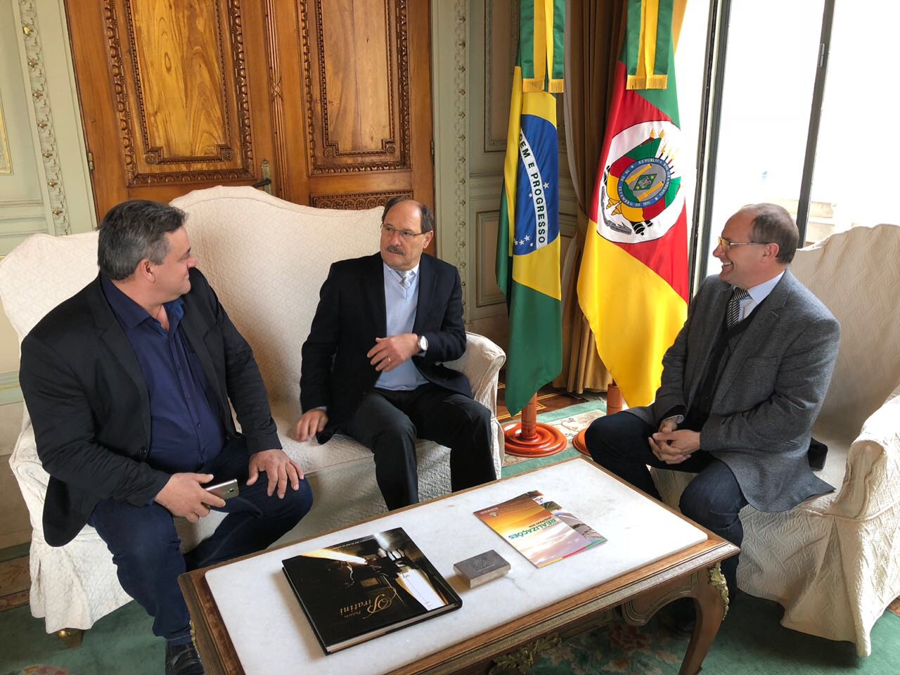 Presidente da Câmara de Vereadores e Prefeito cumprem agenda com o Governador Sartori 