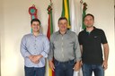  Presidente da Câmara se reúne com delegado da Sead no Rio Grande do Sul para discutir assuntos do setor vitivinícolas