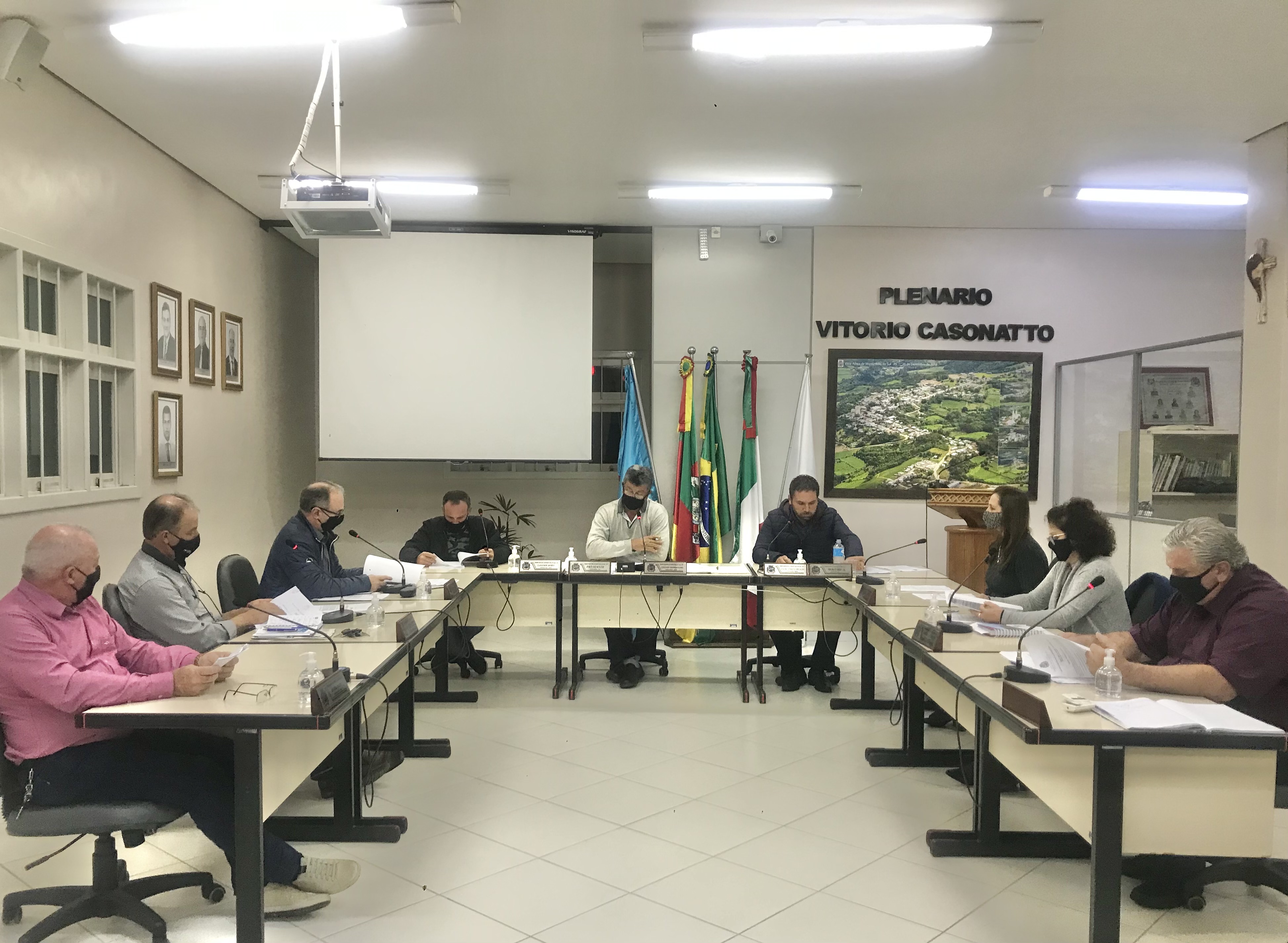 Quatro projetos foram aprovados durante a sessão da Câmara