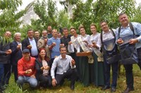 Vereador celebra a abertura da colheita do pêssego em Pinto Bandeira