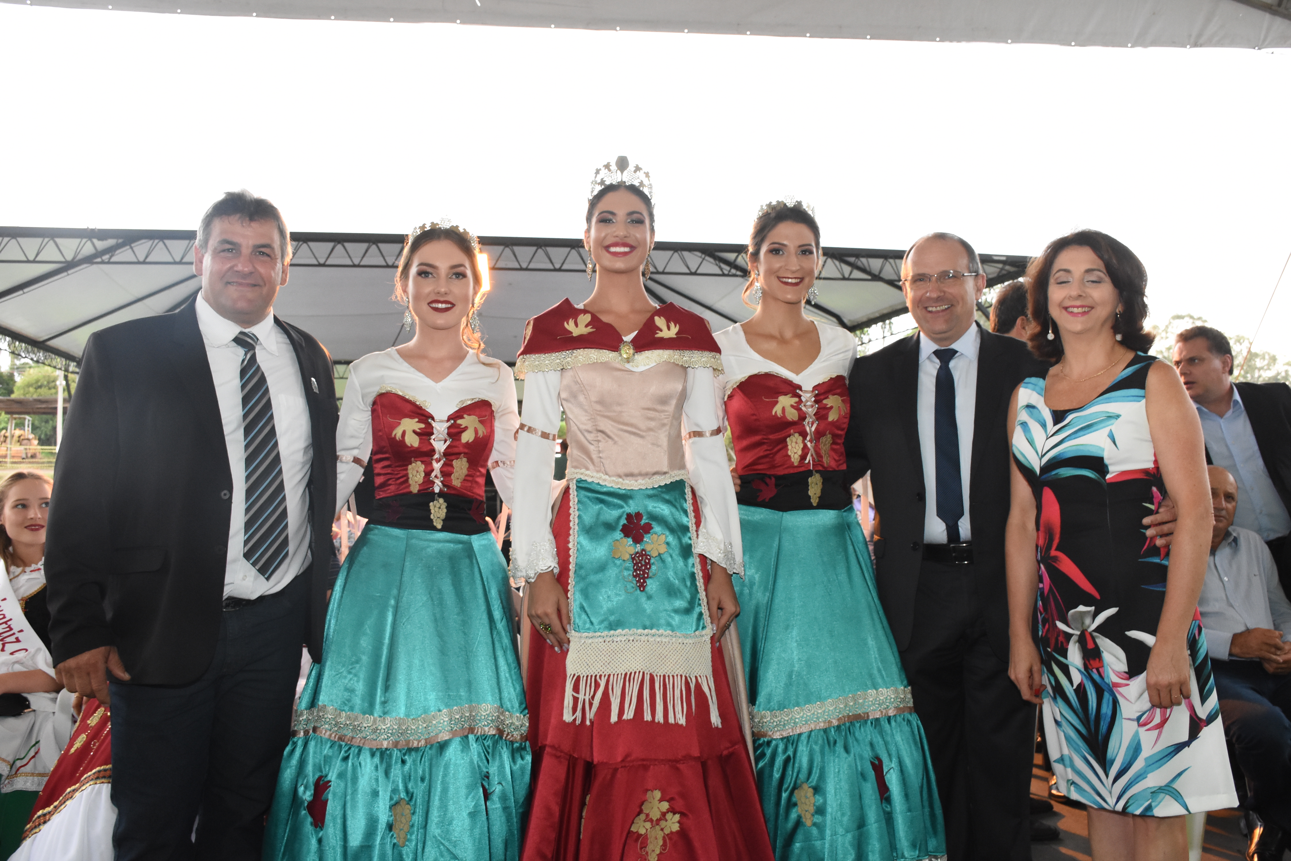 Vereadores prestigiam a 7ª Festa de Abertura da Vindima de Monte Belo do Sul