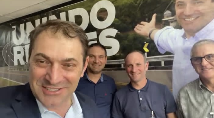 Vereadores são recebidos pelo deputado Paparico Bacchi